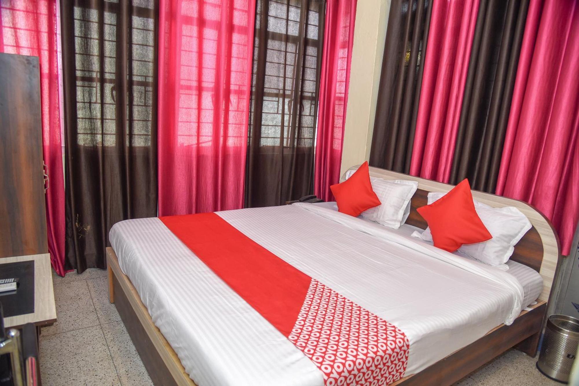 Hotel O Vibrant Inn Danapur Bagian luar foto