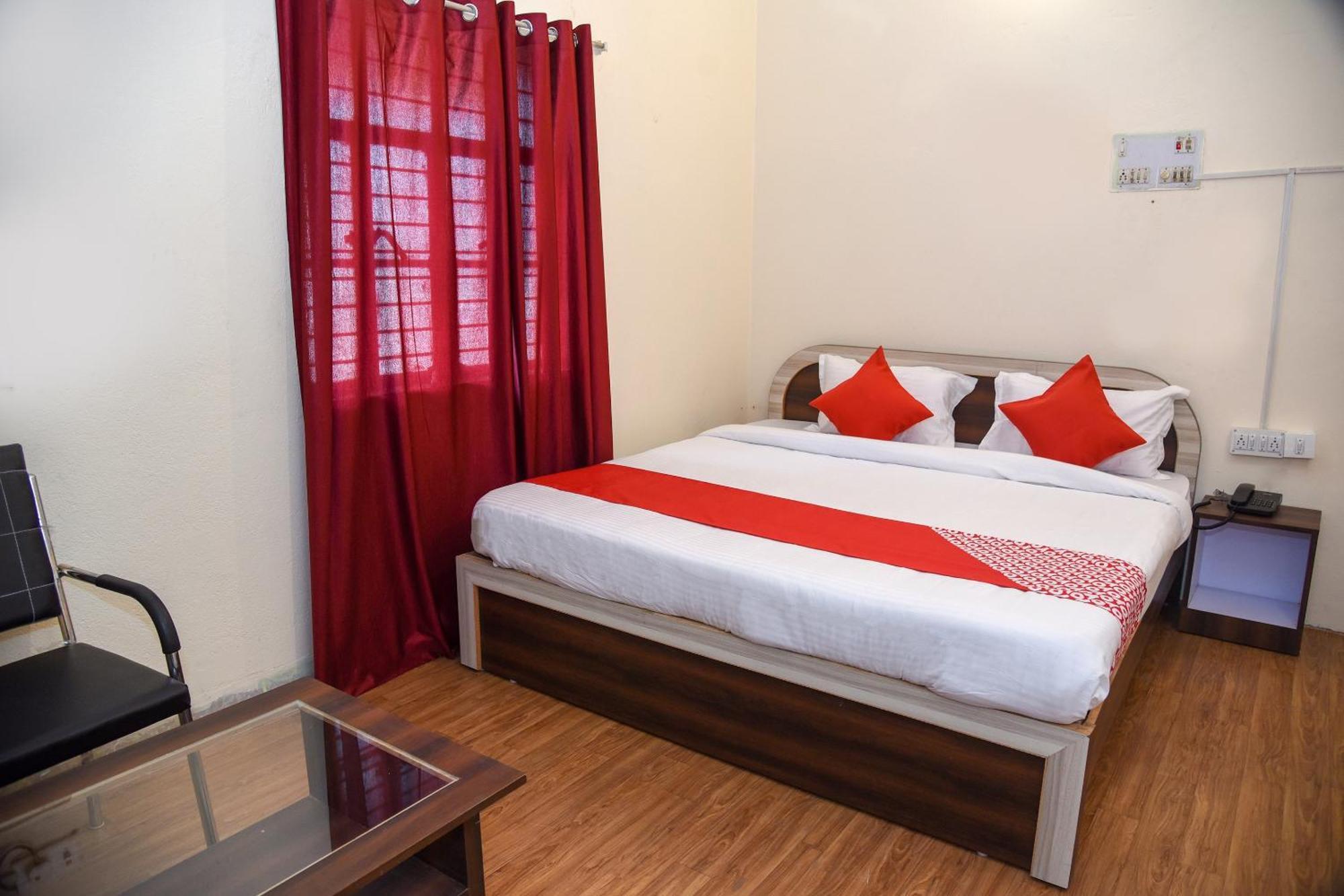 Hotel O Vibrant Inn Danapur Bagian luar foto