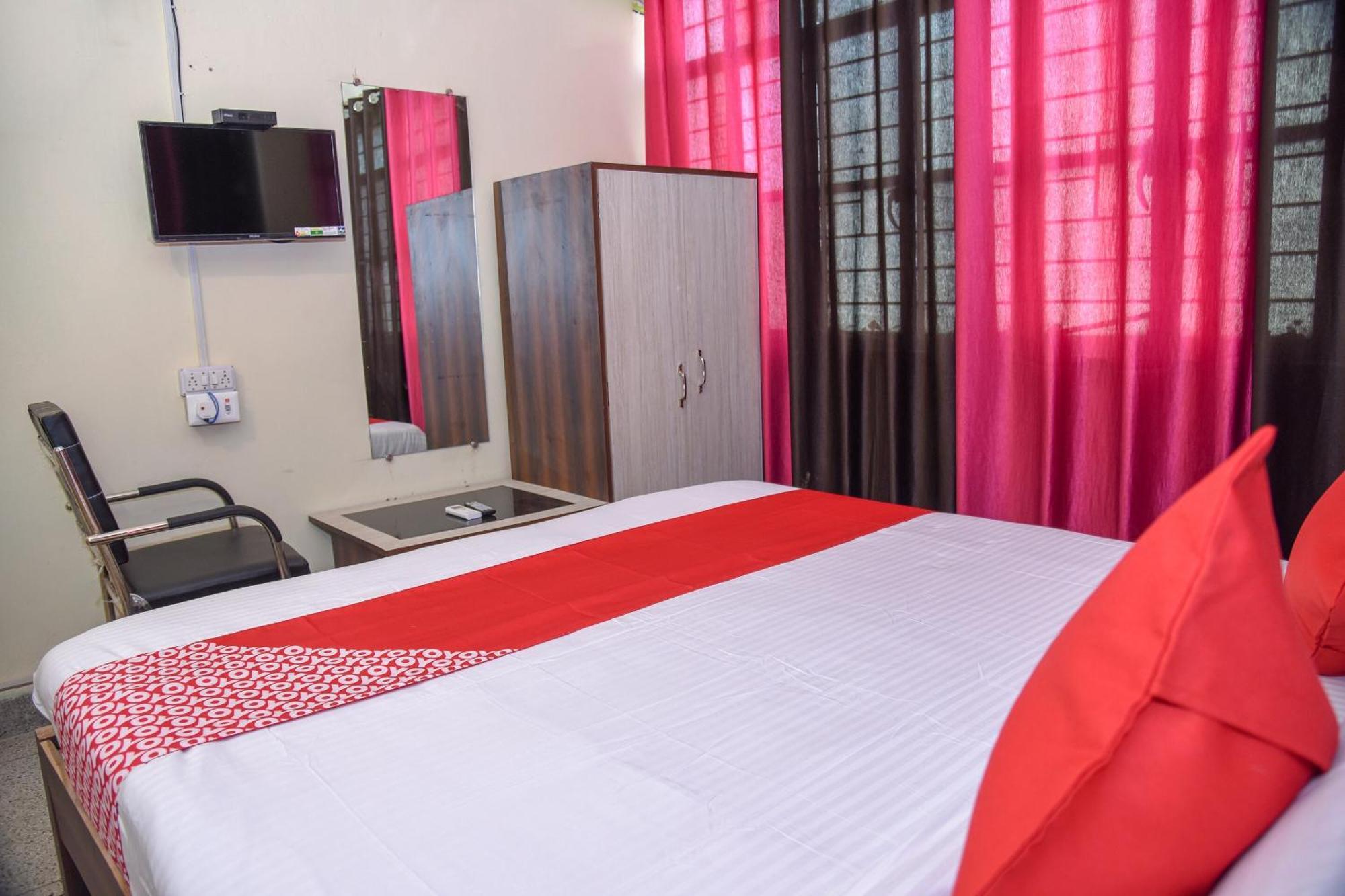 Hotel O Vibrant Inn Danapur Bagian luar foto